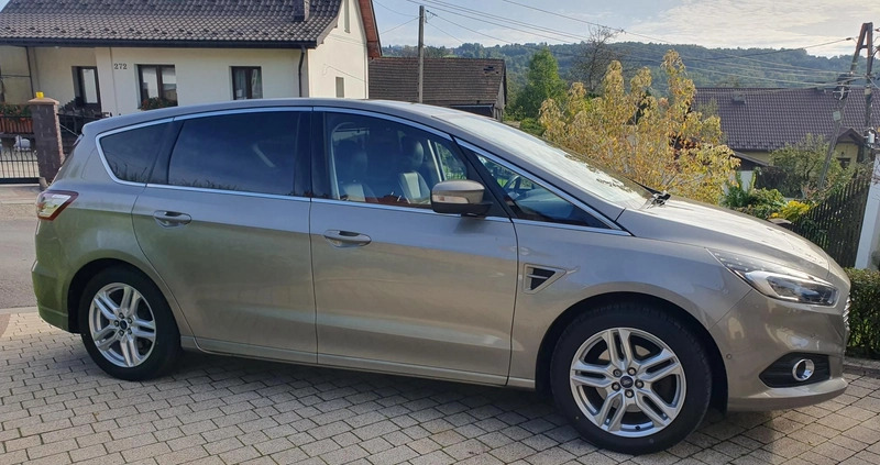 Ford S-Max cena 74900 przebieg: 137000, rok produkcji 2015 z Zielonka małe 781